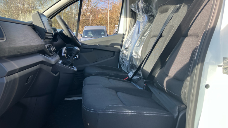 Renault Trafic Lwb Diesel LL30 Blue dCi 150 Extra [Safety] Van